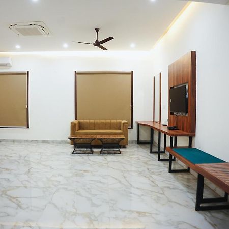 The Krati Resort & Convention Centre Bareilly Luaran gambar