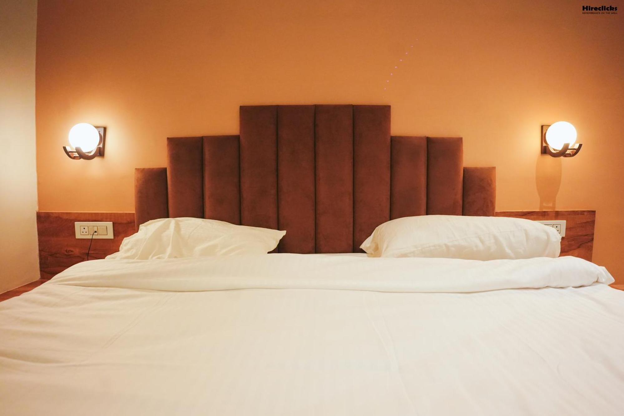 The Krati Resort & Convention Centre Bareilly Luaran gambar